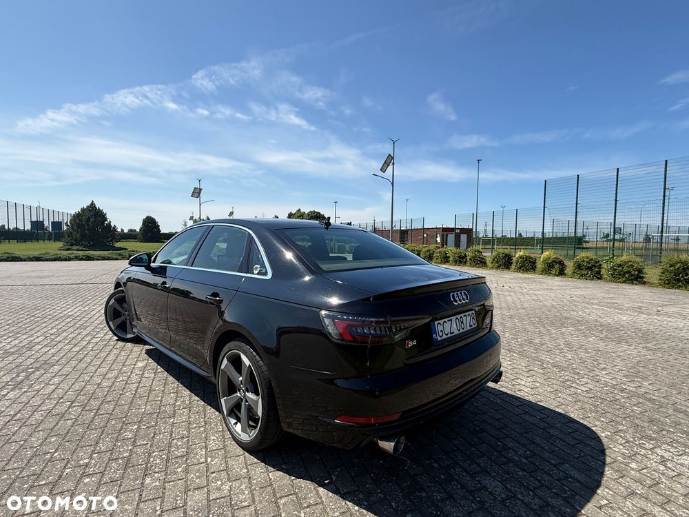 Audi A4 Limousine 2.0 TFSI Quattro Sport S tronic - 5
