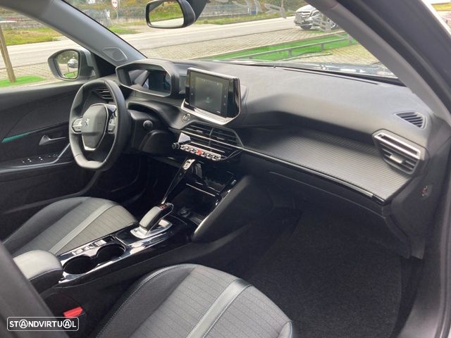 Peugeot e-2008 50 kWh Allure Pack - 36