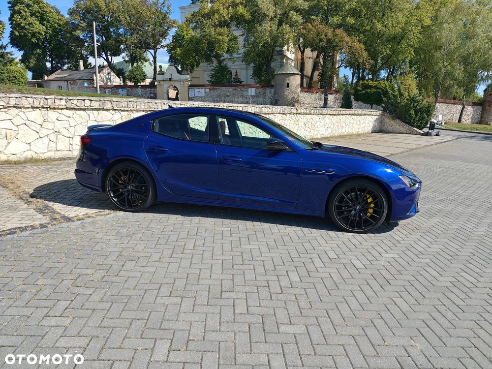 Maserati Ghibli Modena S Q4 - 8
