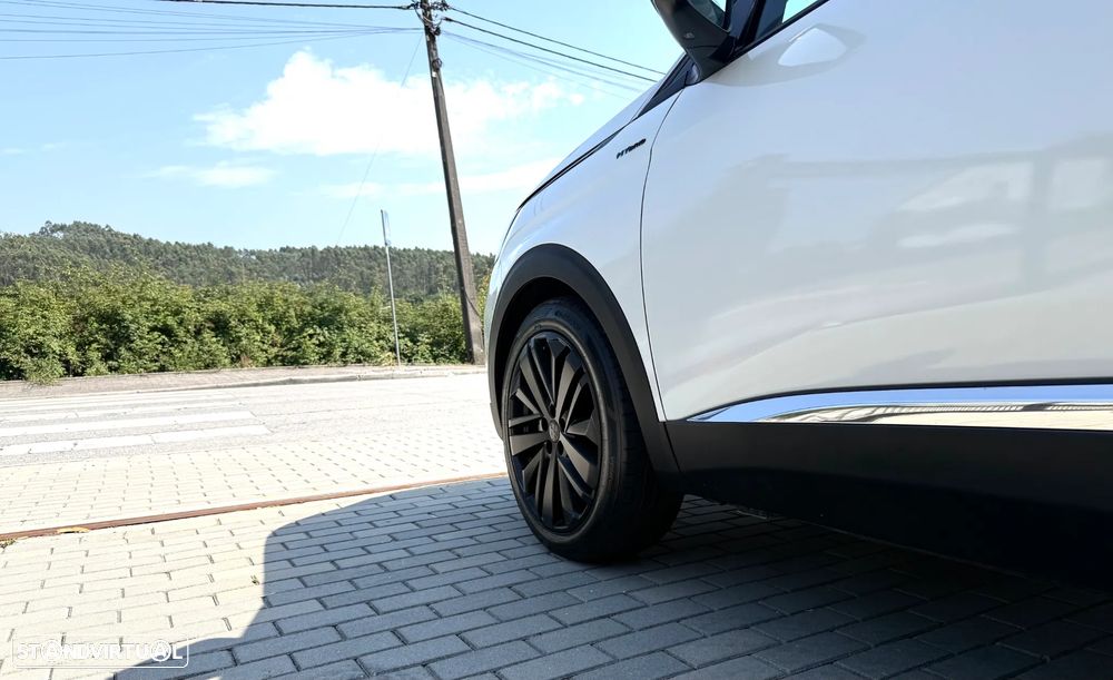 Peugeot 3008 1.6 Hybrid Allure Pack e-EAT8 - 17