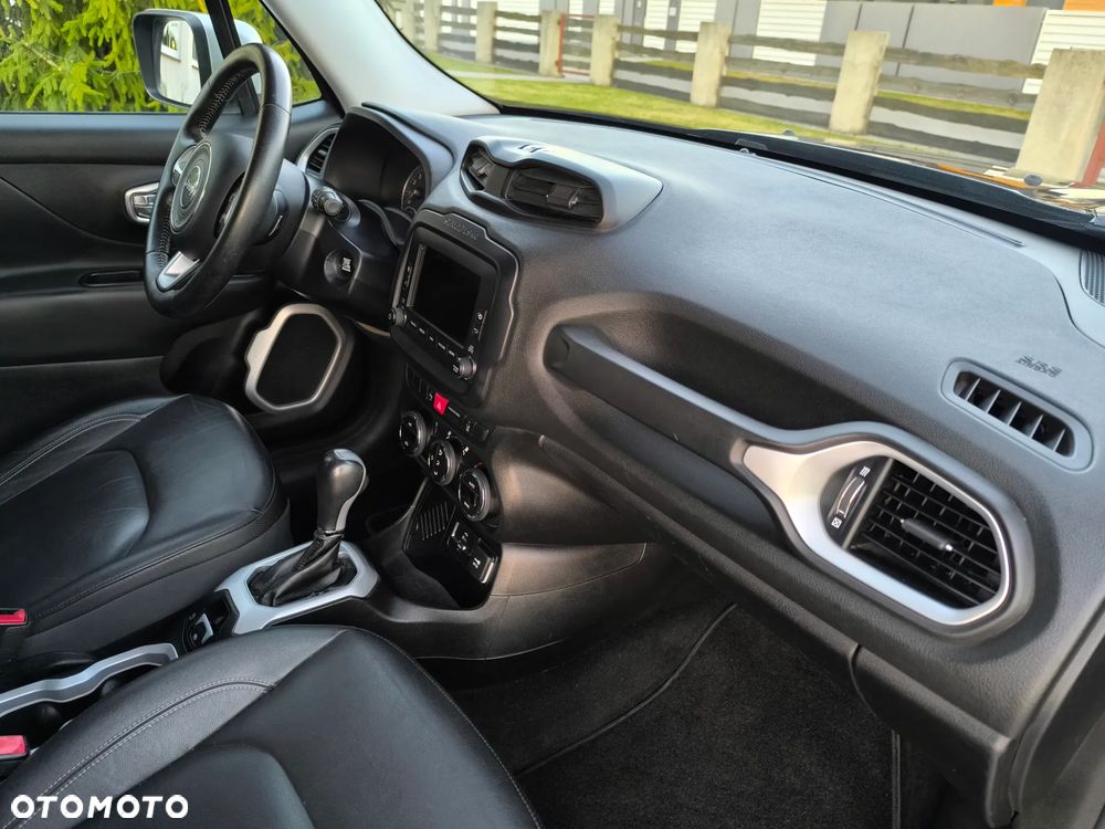 Jeep Renegade 1.4 MultiAir Limited FWD S&S - 23