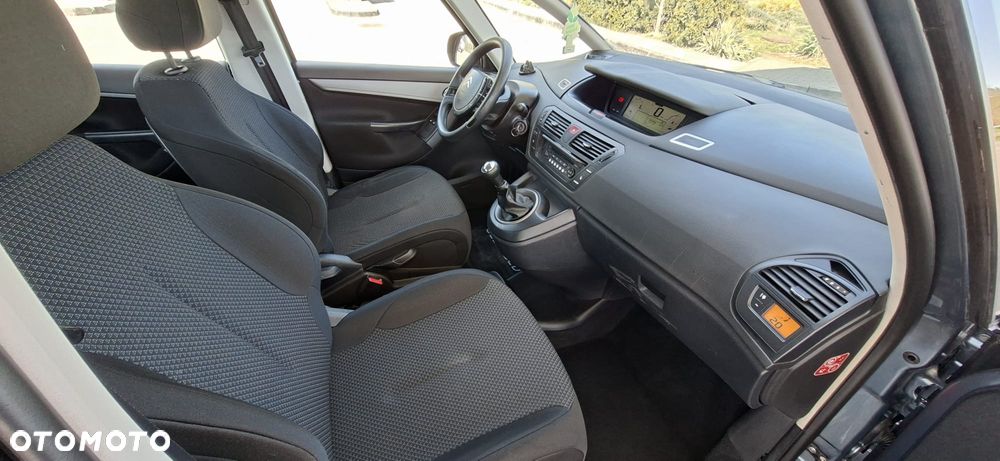 Citroën C4 Picasso VTi 120 Attraction - 8