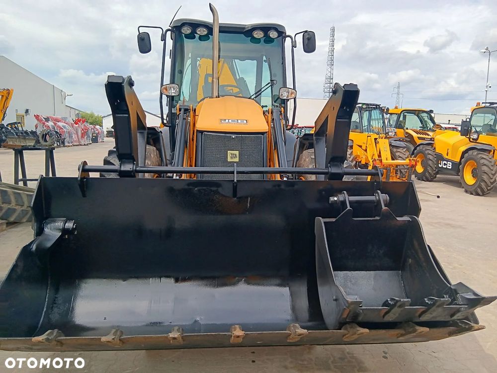 JCB 4CX AEC - 5