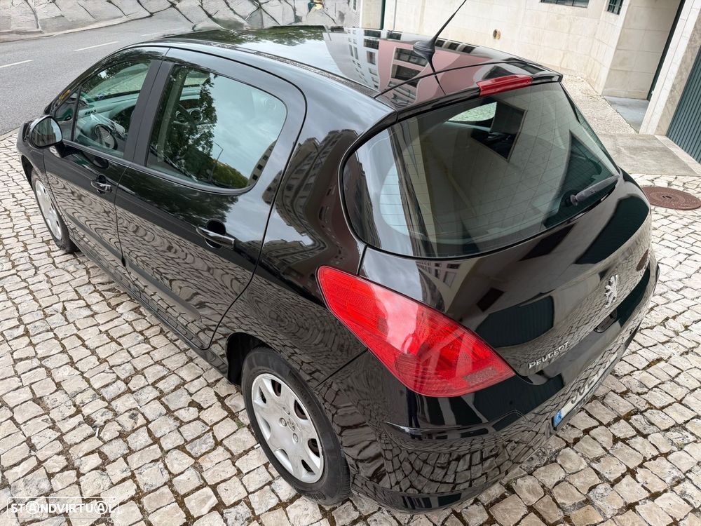 Peugeot 308 1.6 HDi Executive - 15