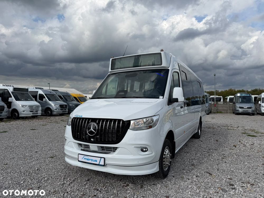 Mercedes-Benz Sprinter 517 - 11
