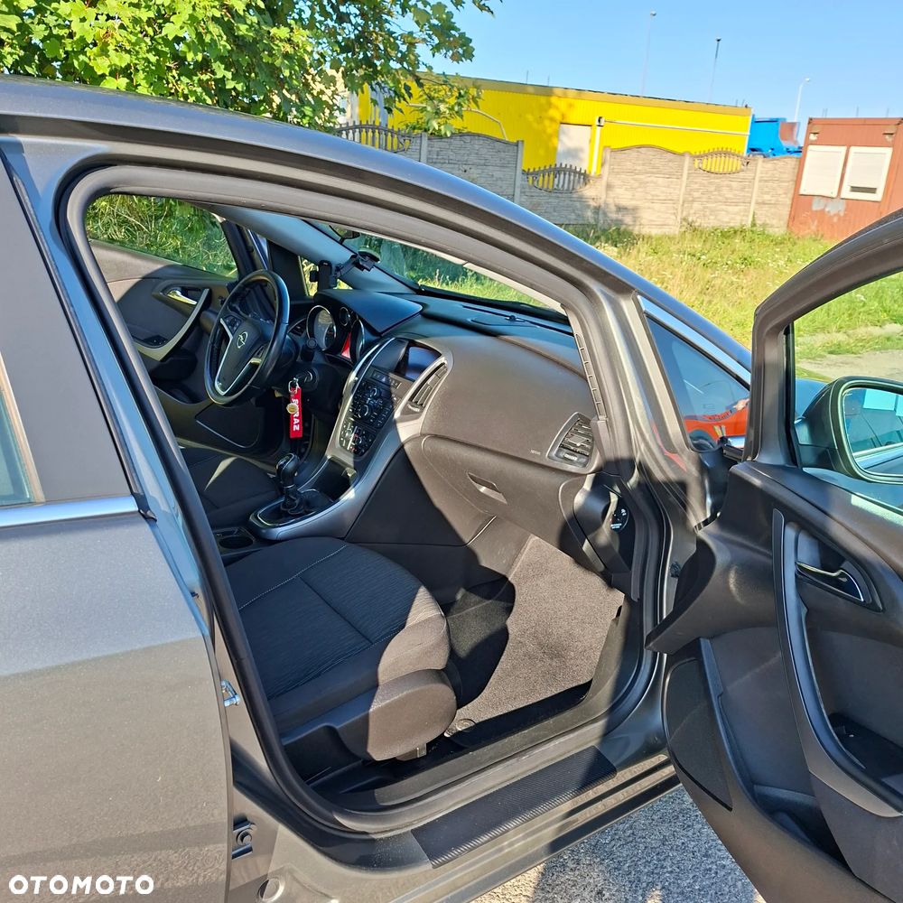 Opel Astra - 9
