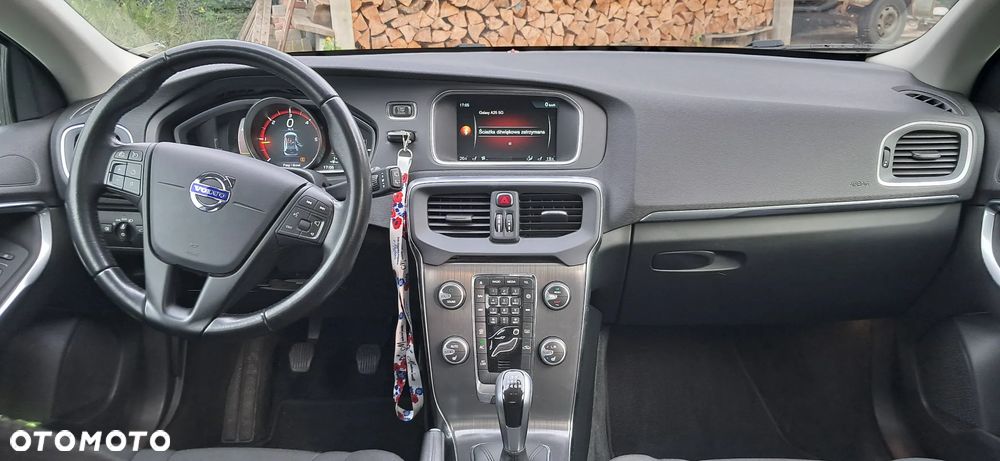 Volvo V40 - 15