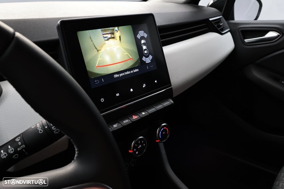 Renault Clio 1.0 TCe Evolution Bi-Fuel - 16