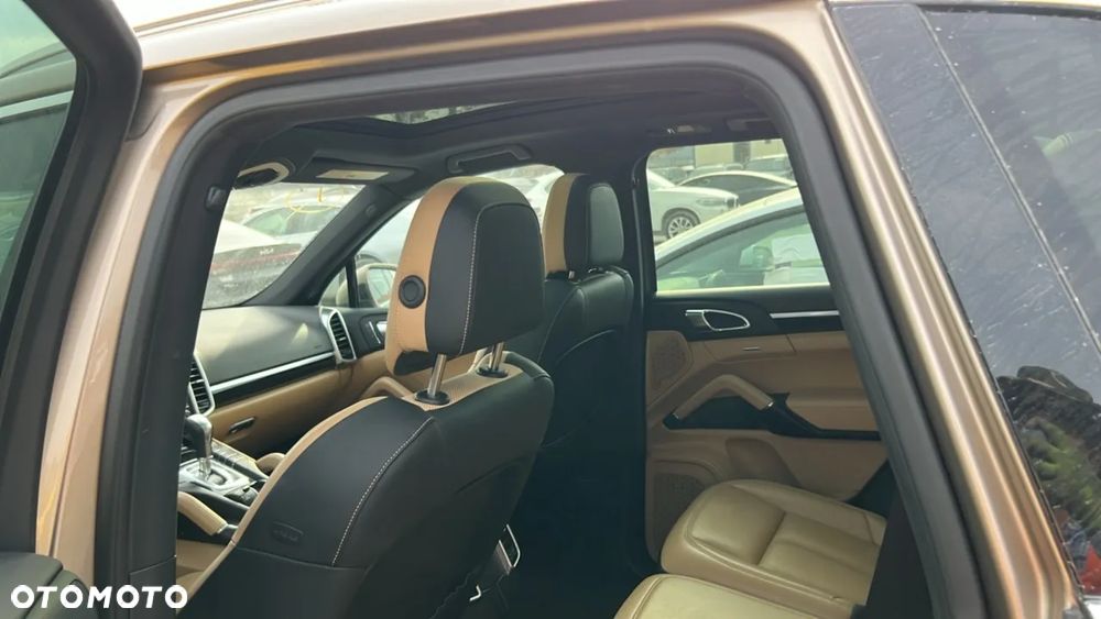 Porsche Cayenne S Tiptronic S - 16