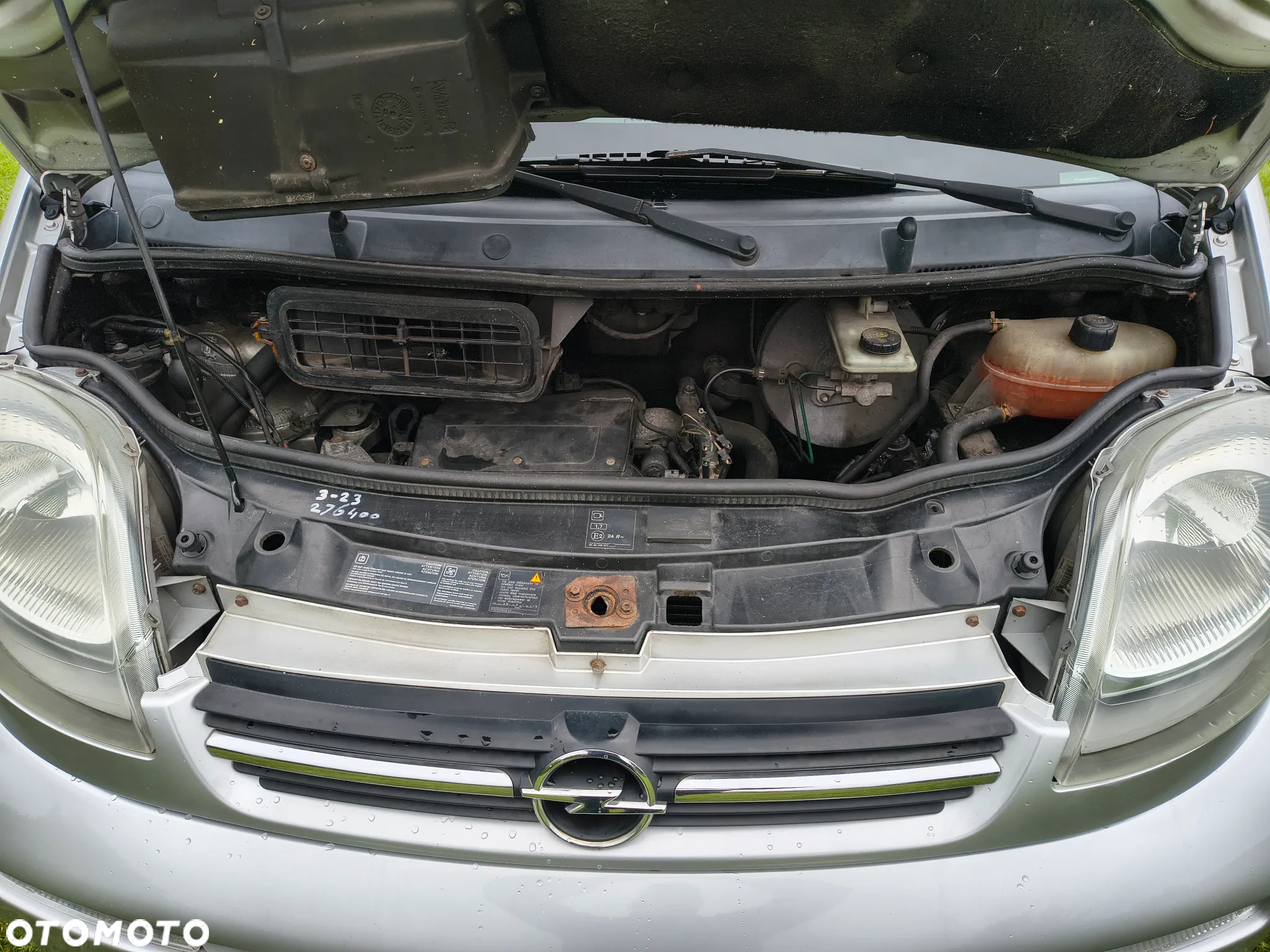 Opel Vivaro - 8