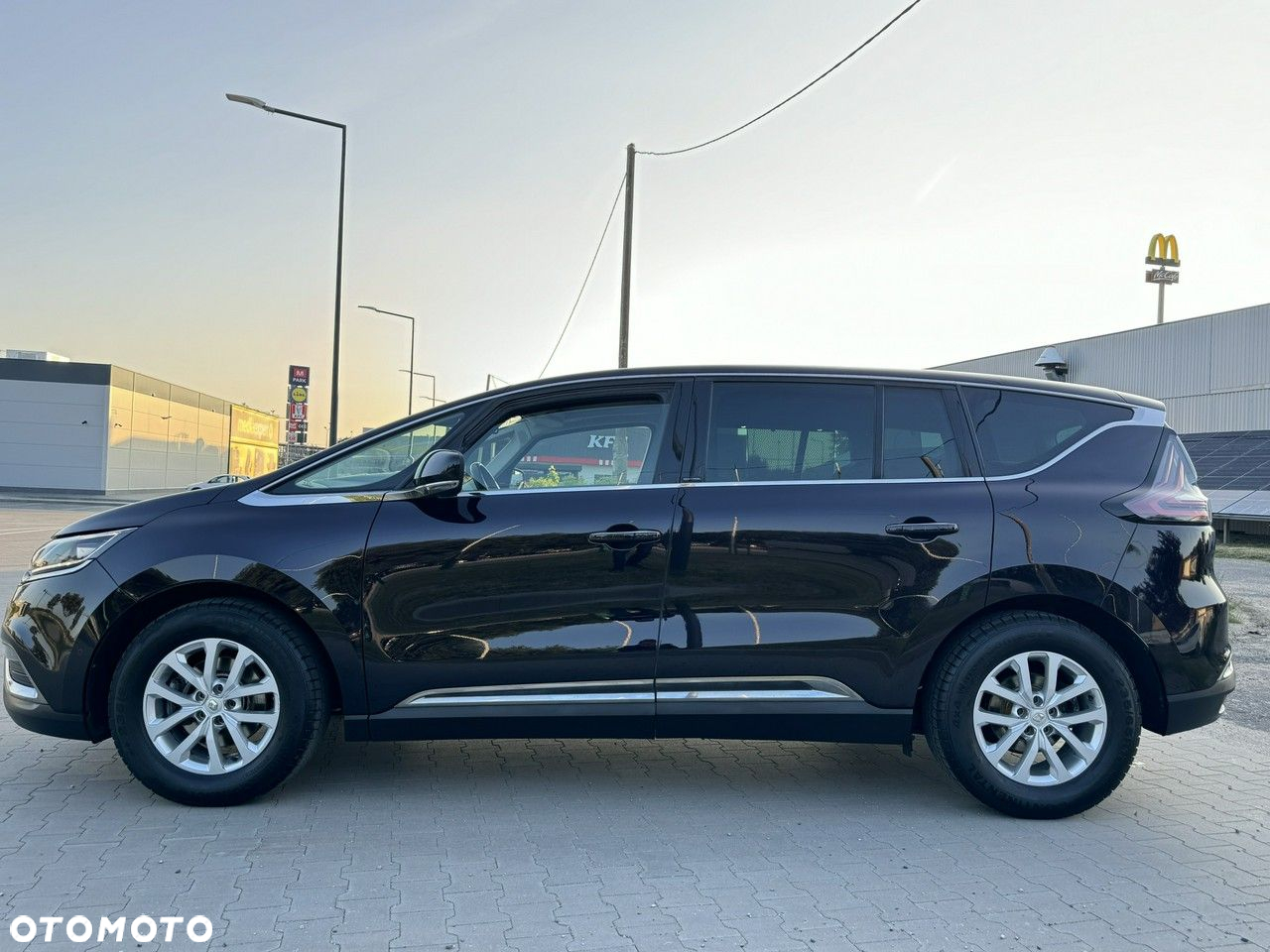 Renault Espace 1.6 TCE Initiale Paris EDC 7os - 6