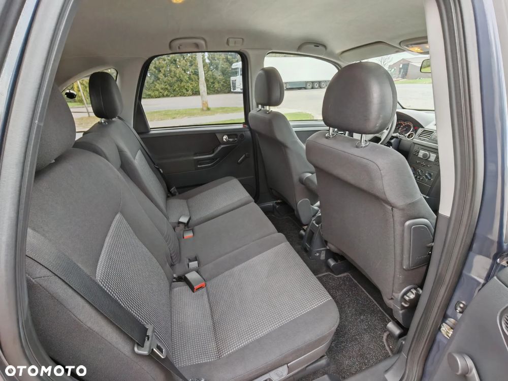 Opel Meriva - 8