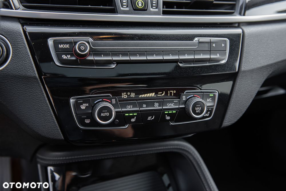 BMW X1 xDrive25d xLine - 26