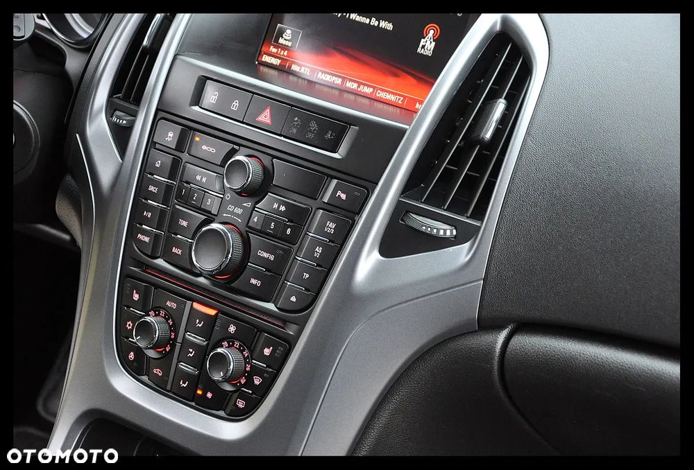 Opel Astra 2014