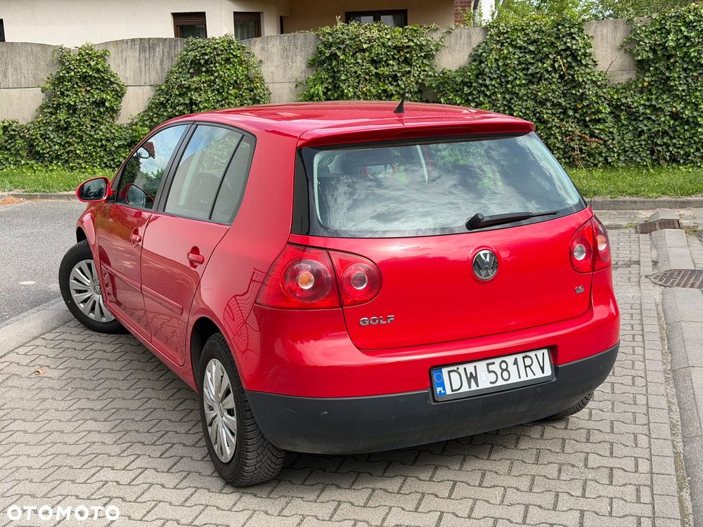 Volkswagen Golf 1.6 Comfortline - 5
