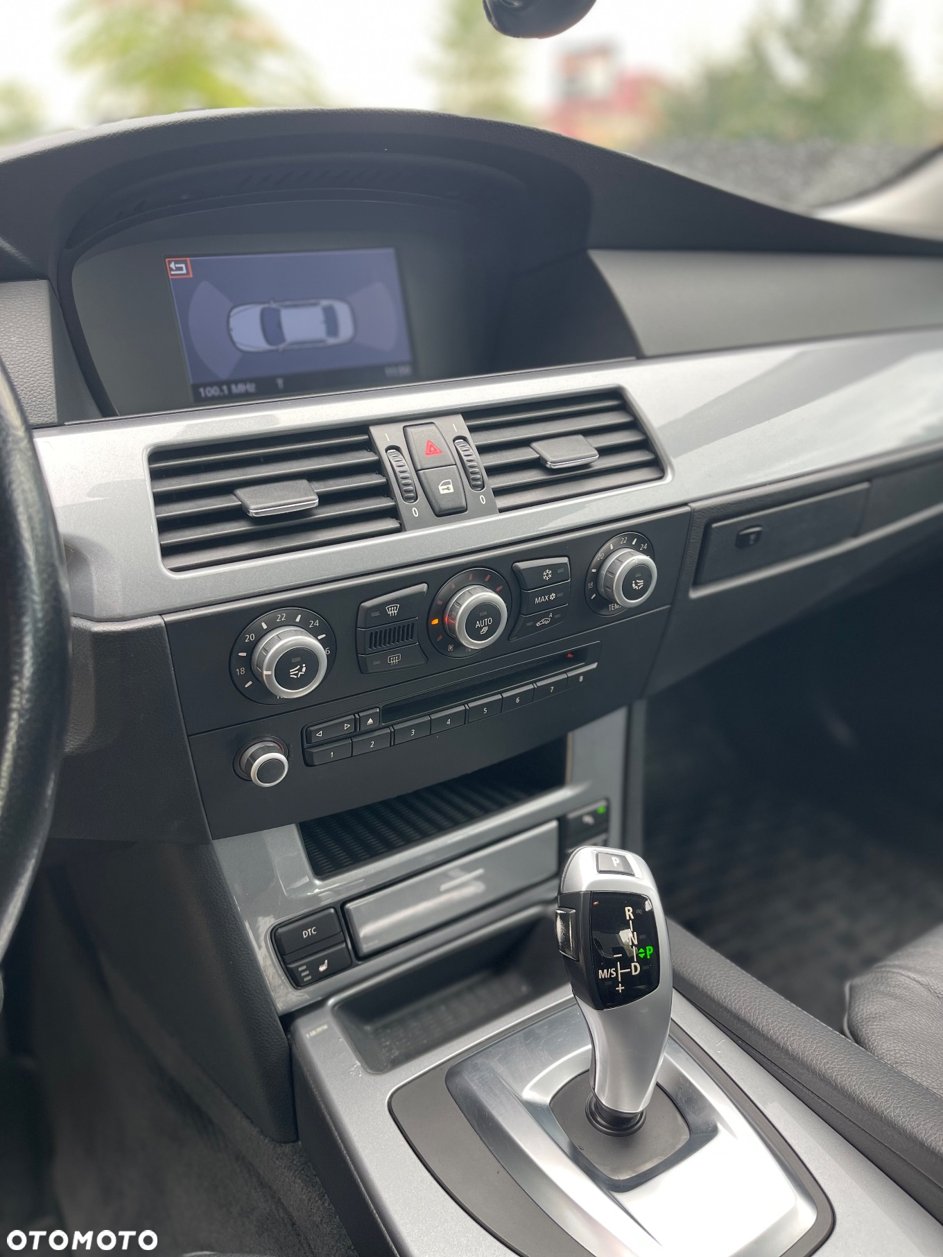 BMW Seria 5 520d Edition Sport - 15