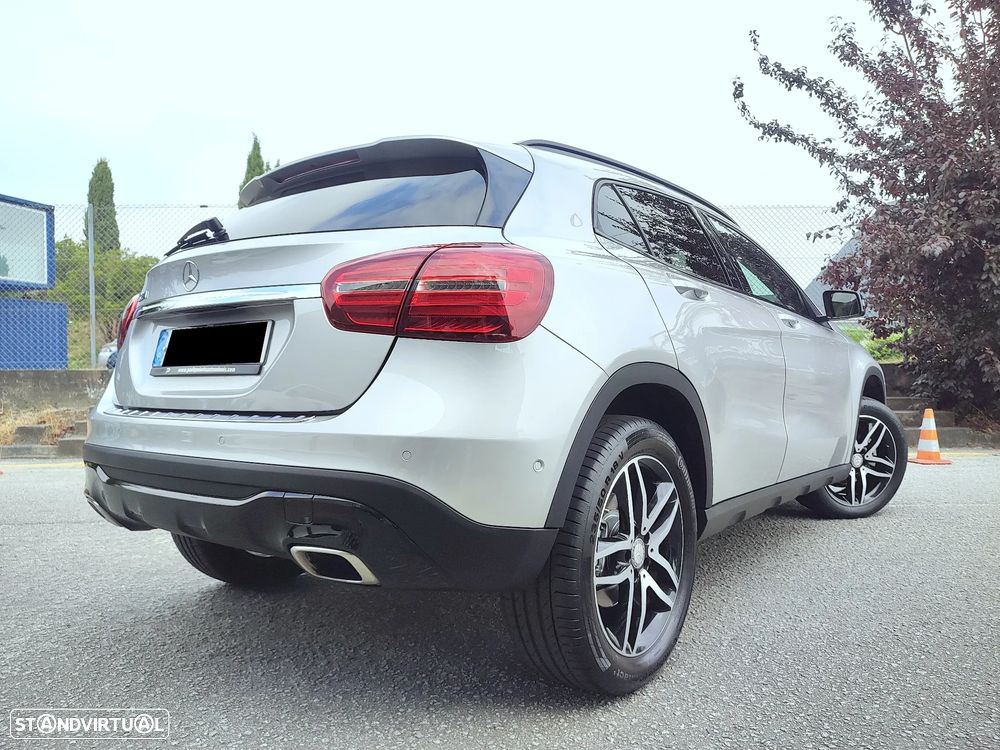 Mercedes-Benz GLA 180 CDI Style - 4