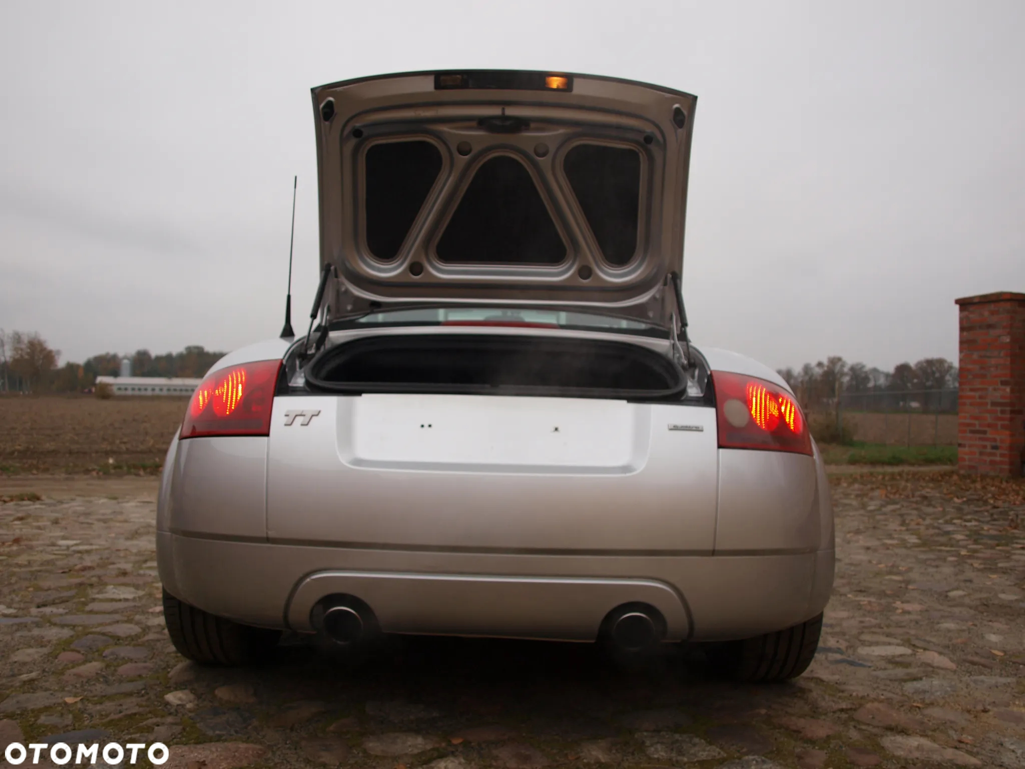 Audi TT Roadster 1.8 T quattro - 18