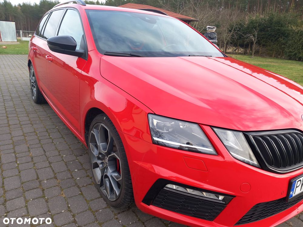 Skoda Octavia 2.0 TDI DSG RS - 12