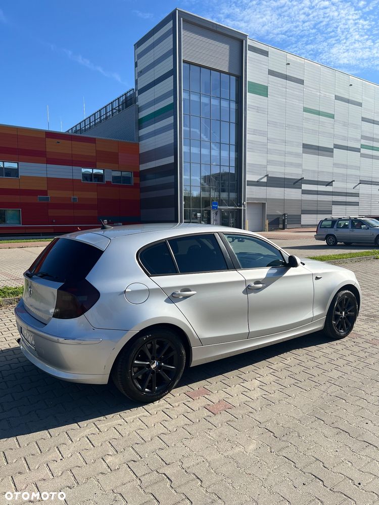 BMW Seria 1 118d - 8