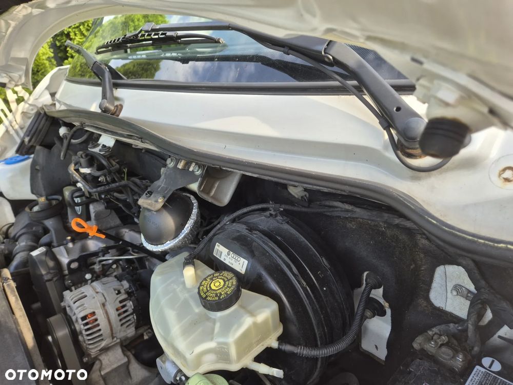 Volkswagen LT46 2.5TDi 109KM/ Skrzynia +kufer/ - 22