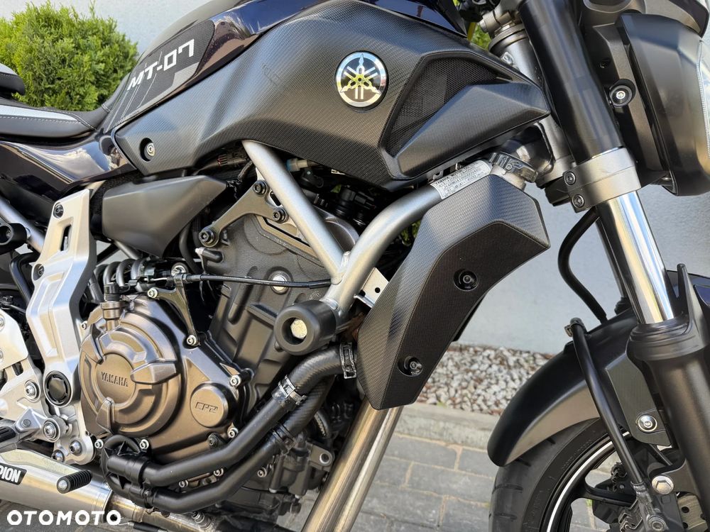 Yamaha MT - 17