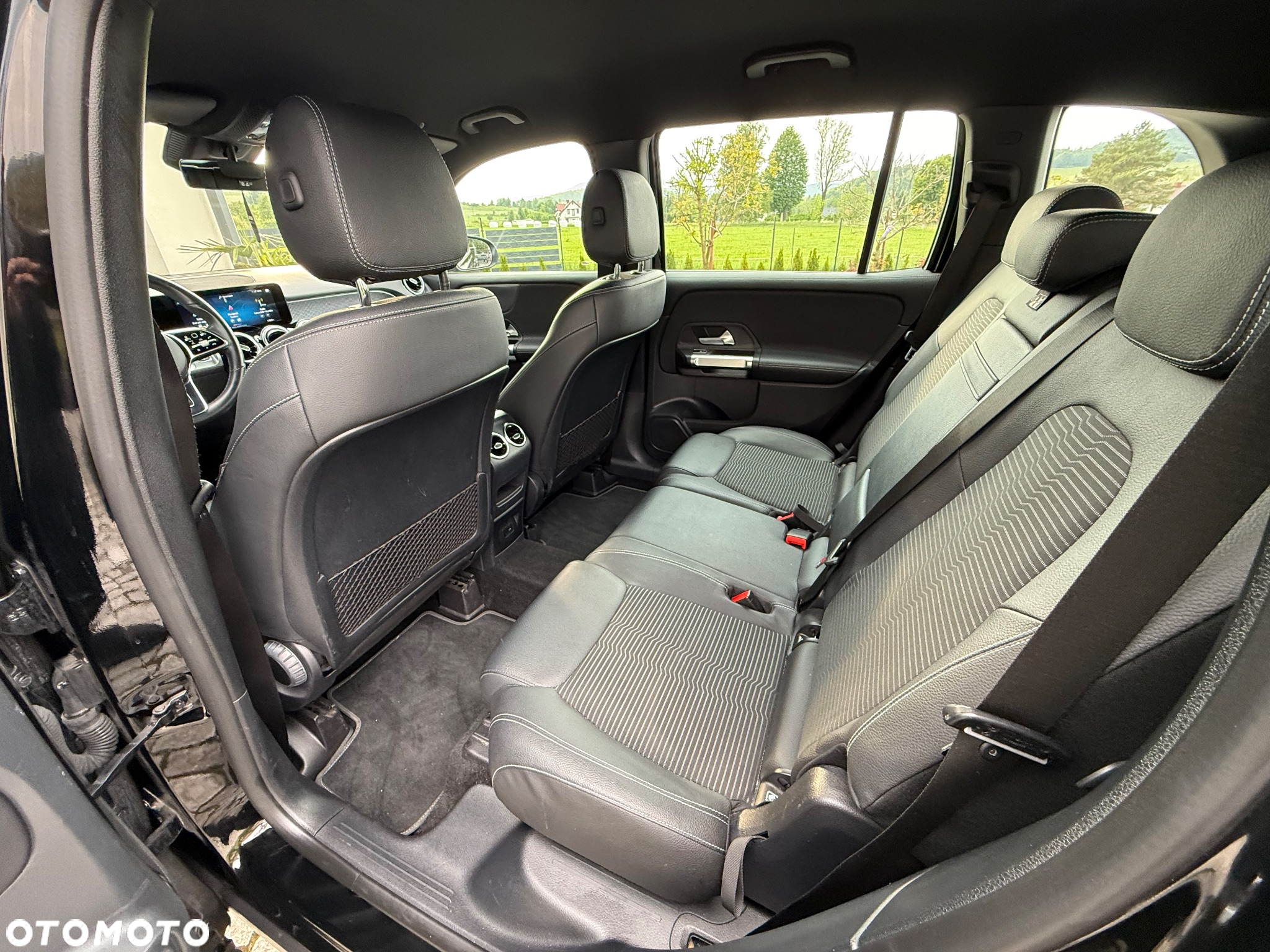 Mercedes-Benz GLB 200 d 8G-DCT Progressive - 28