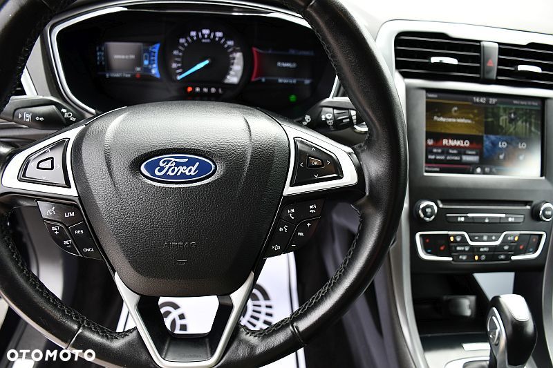 Ford Mondeo 2.0 Hybrid Titanium - 20
