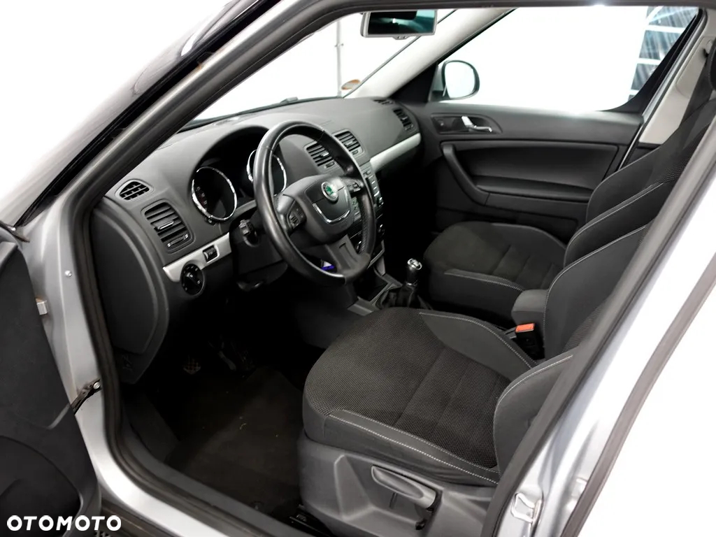 Skoda Yeti 2.0 TDI DPF Elegance Green tec - 11