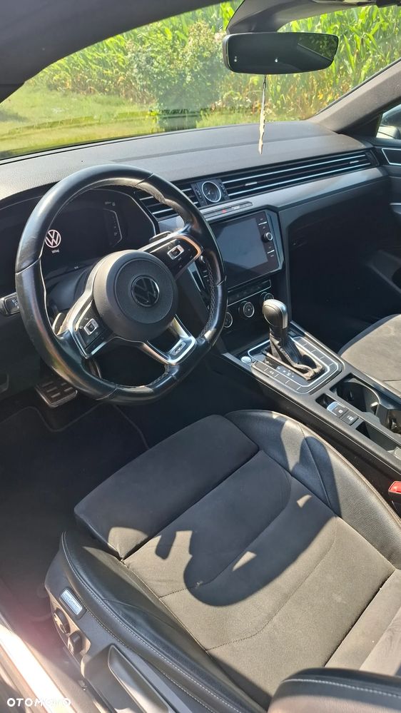 Volkswagen Arteon 2.0 TDI SCR R-Line DSG - 15