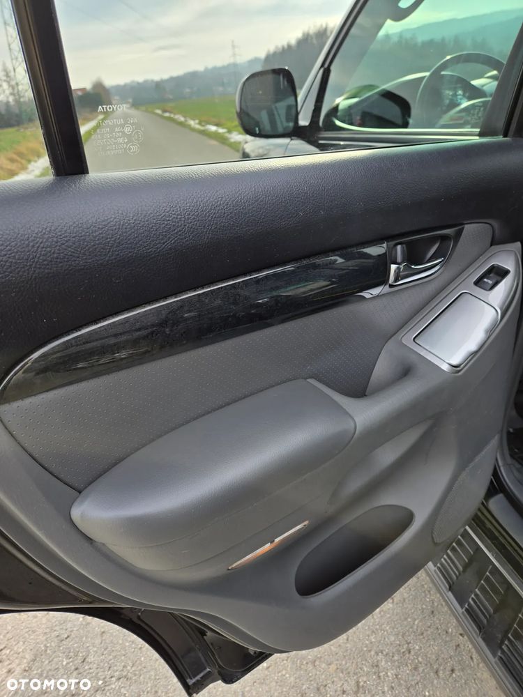 Toyota Land Cruiser 3.0 D Sol Navi Platinium - 6