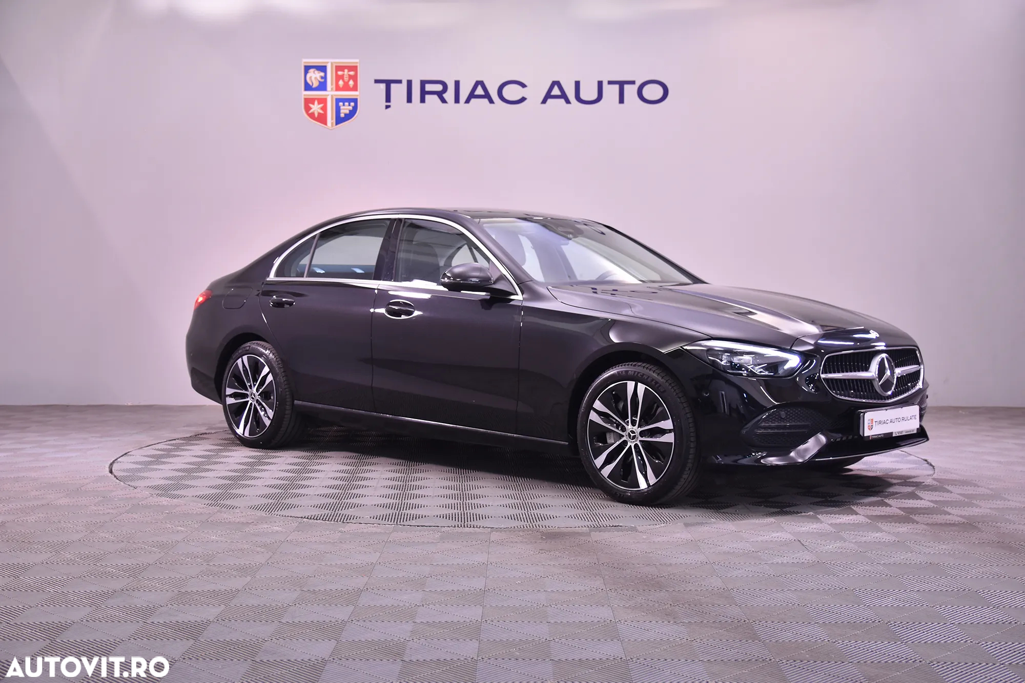 Mercedes-Benz C 300 PHEV - 7