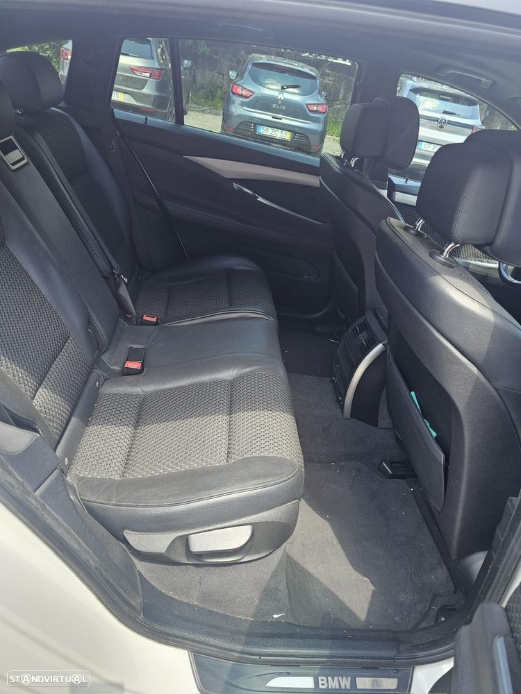 BMW 530 d Auto - 2