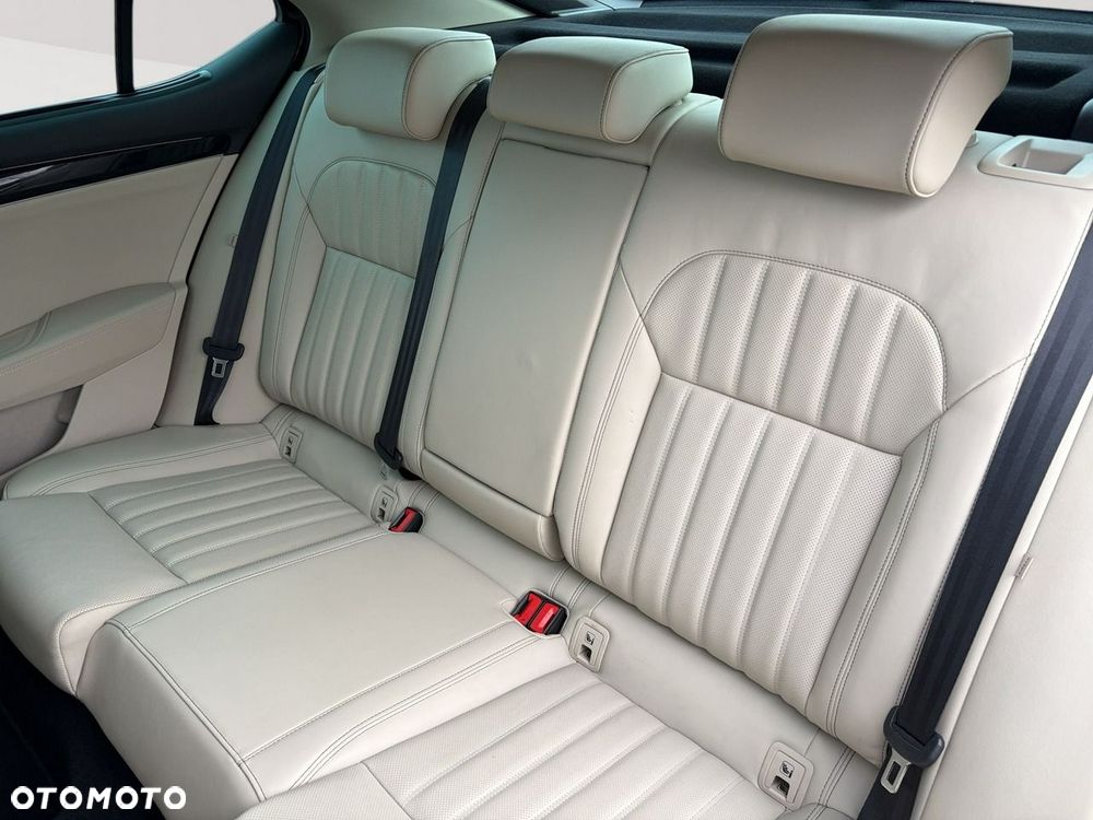 Skoda Superb 2.0 TSI 4x4 DSG L&K - 29