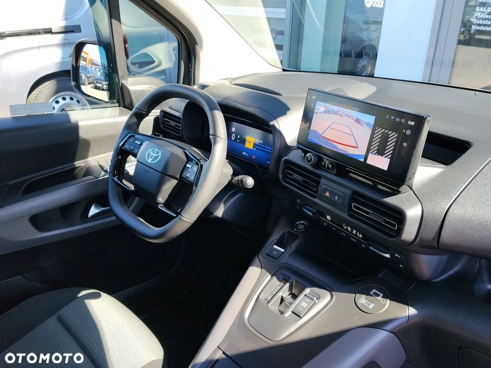 Toyota Proace City Verso 1.5 D-4D VIP - 23
