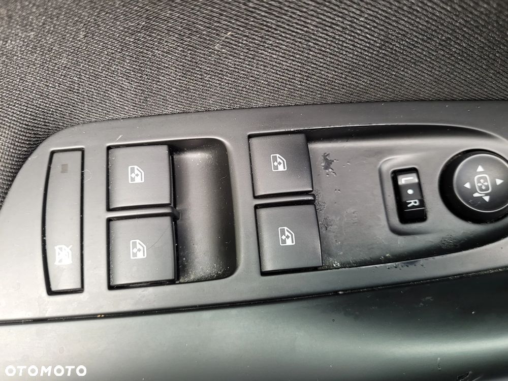 Opel Astra 1.4 Turbo Start/Stop 120 Jahre - 19