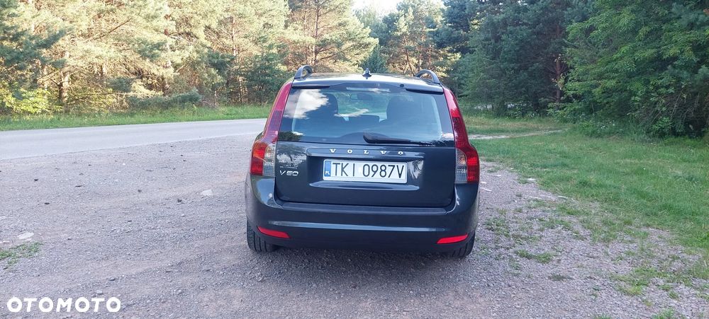 Volvo V50 1.6D Momentum - 13