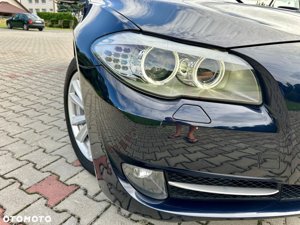 BMW Seria 5 530d xDrive Sport-Aut - 30
