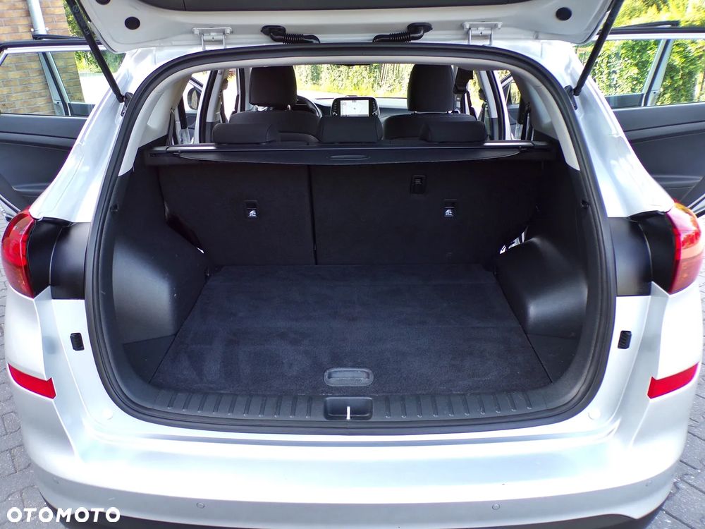 Hyundai Tucson 1.6 CRDi 48V-Hybrid 2WD DCT Select - 34