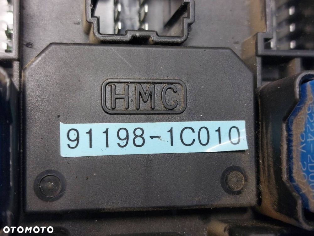 ZESTAW STARTOWY HYUNDAI GETZ I 1.3 12V 39106-22160 95400-1C300 - 6