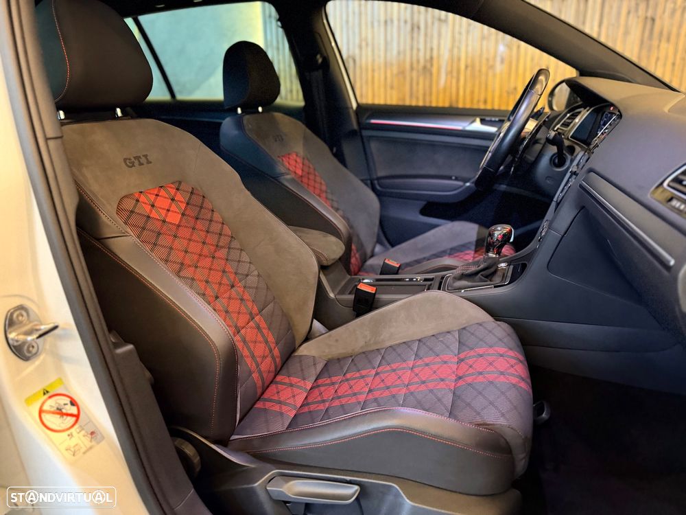VW Golf GTI TCR 2.0 TSI OPF DSG - 29