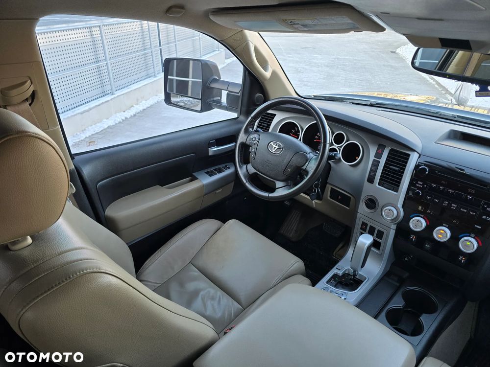 Toyota Tundra 5.7 4x4 Double Cab Limited - 18