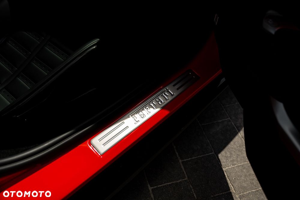 Ferrari 296 GTS - 19
