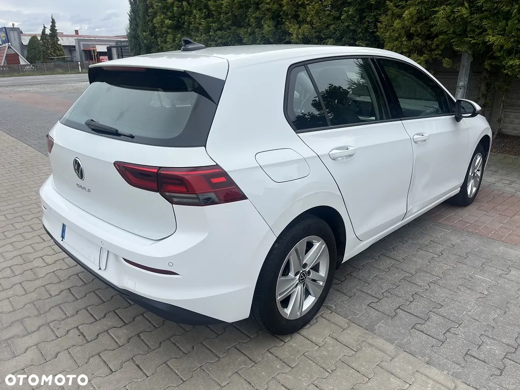 Volkswagen Golf - 2