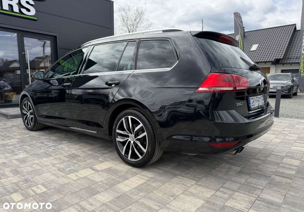 Volkswagen Golf - 31