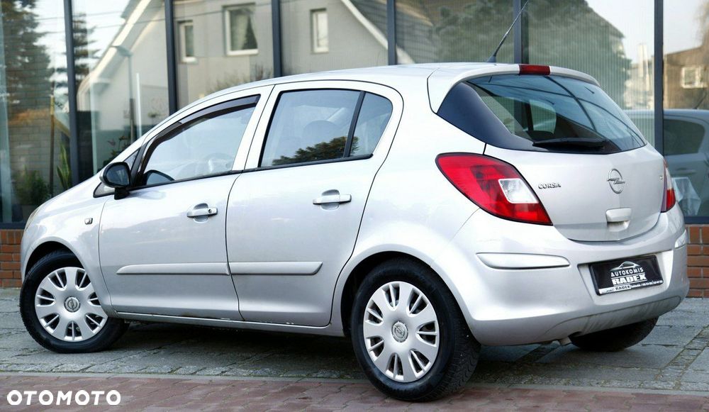 Opel Corsa 1.2 16V - 6