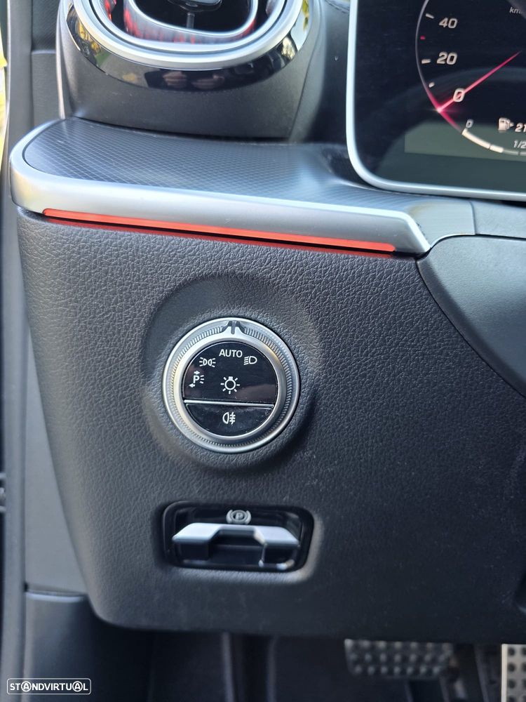 Mercedes-Benz C 300 de T 9G-TRONIC AMG Line - 19