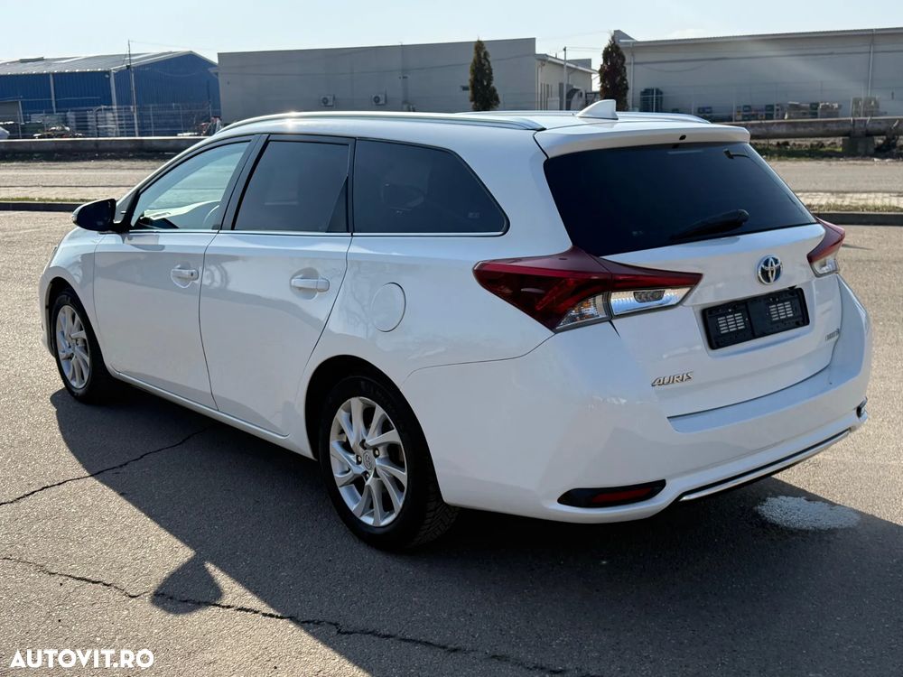 Toyota Auris 1.8 VVT-i Automatik Comfort - 2