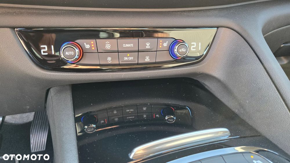 Opel Insignia 1.6 CDTI Innovation S&S - 16