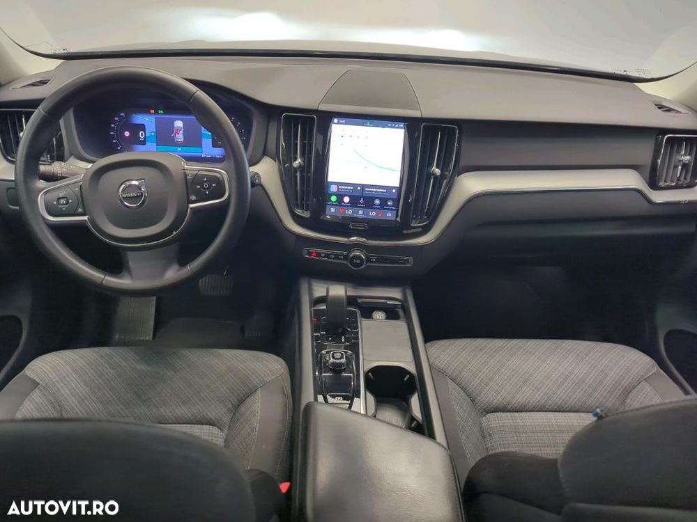 Volvo XC 60 B4 MHEV AT AWD Core - 4
